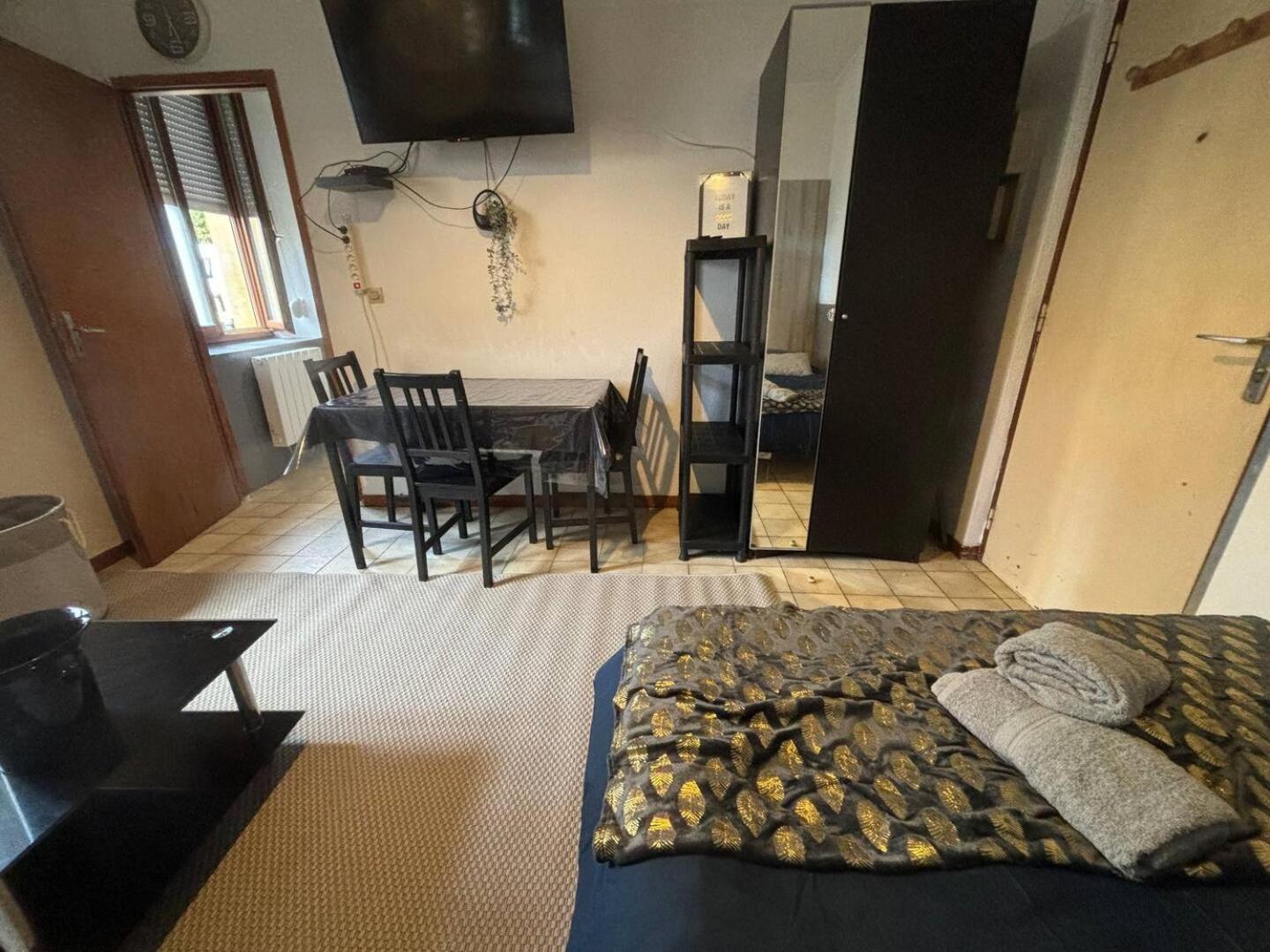 Le Lorrain Wifi Un Sejour A Part Apartment Metz Exterior photo