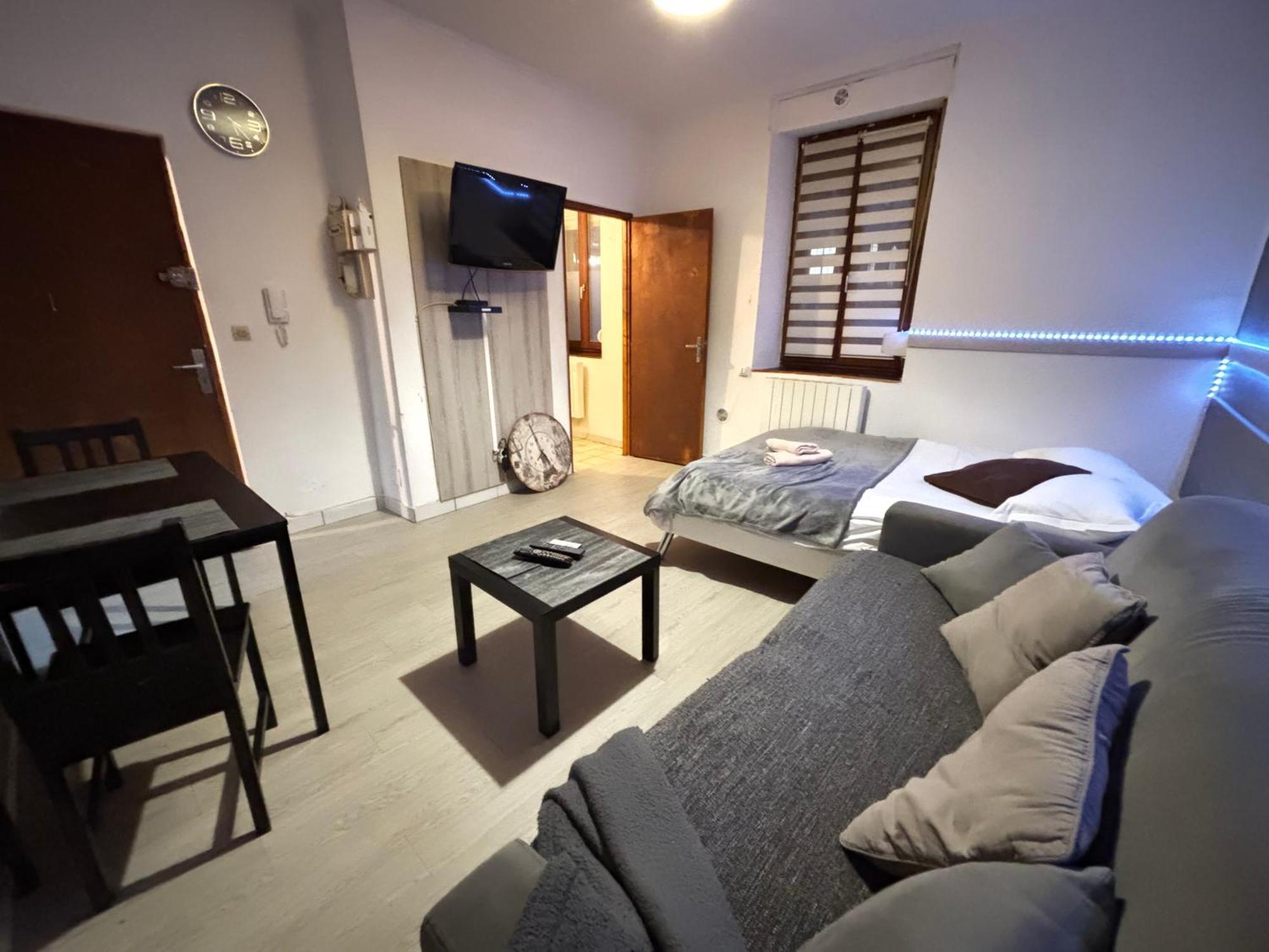 Le Lorrain Wifi Un Sejour A Part Apartment Metz Exterior photo